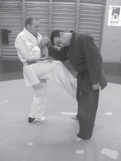 Джиу-джитсу – оружие спецслужб. Путь к победе - i_112.jpg