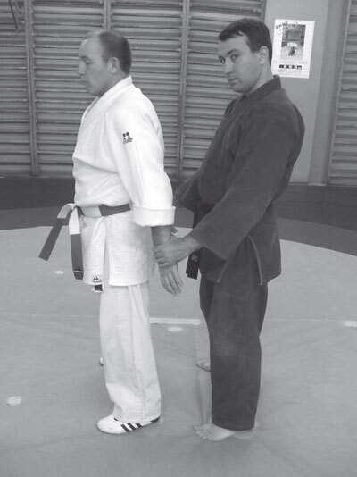 Джиу-джитсу – оружие спецслужб. Путь к победе - i_121.jpg