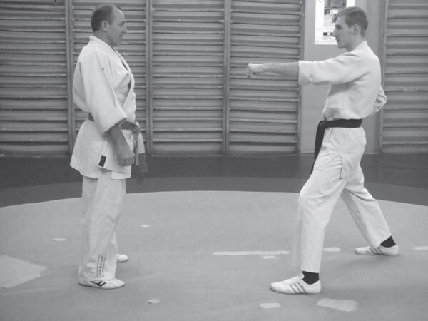 Джиу-джитсу – оружие спецслужб. Путь к победе - i_161.jpg