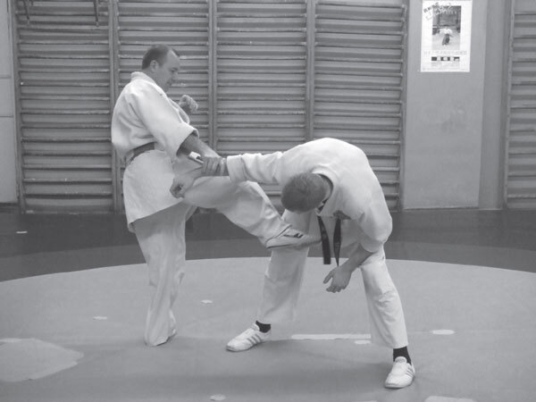 Джиу-джитсу – оружие спецслужб. Путь к победе - i_162.jpg