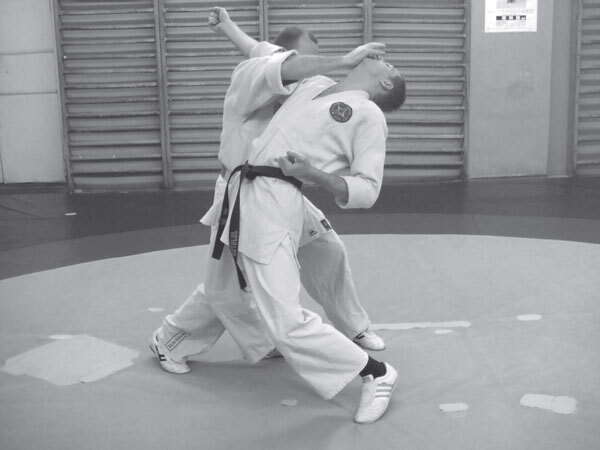 Джиу-джитсу – оружие спецслужб. Путь к победе - i_168.jpg