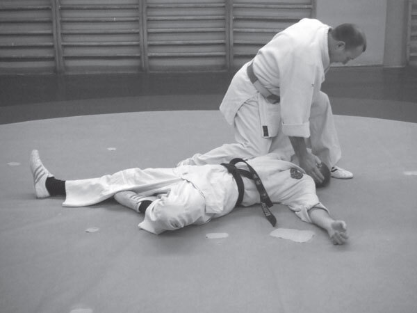 Джиу-джитсу – оружие спецслужб. Путь к победе - i_169.jpg