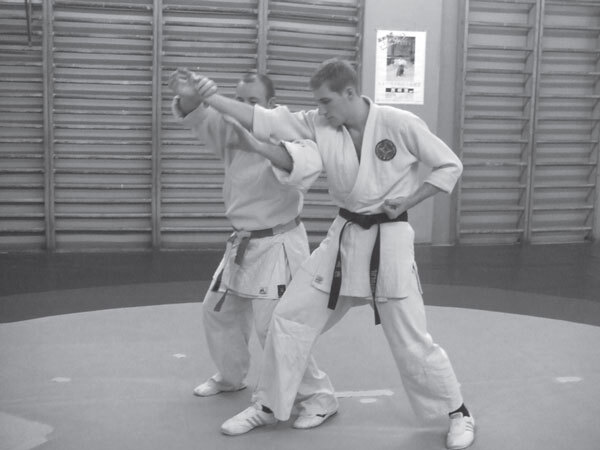 Джиу-джитсу – оружие спецслужб. Путь к победе - i_180.jpg