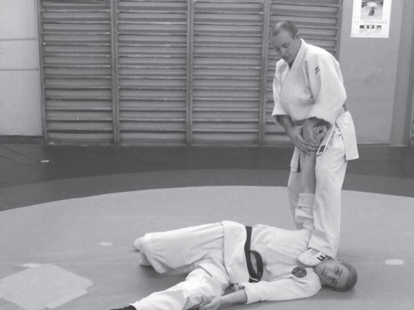 Джиу-джитсу – оружие спецслужб. Путь к победе - i_184.jpg