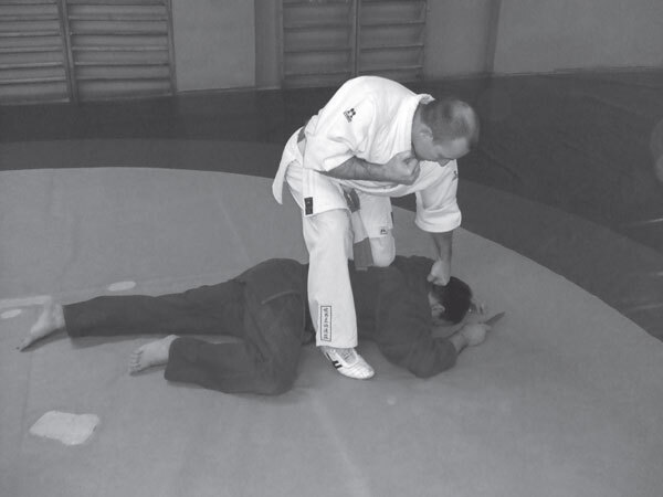 Джиу-джитсу – оружие спецслужб. Путь к победе - i_225.jpg