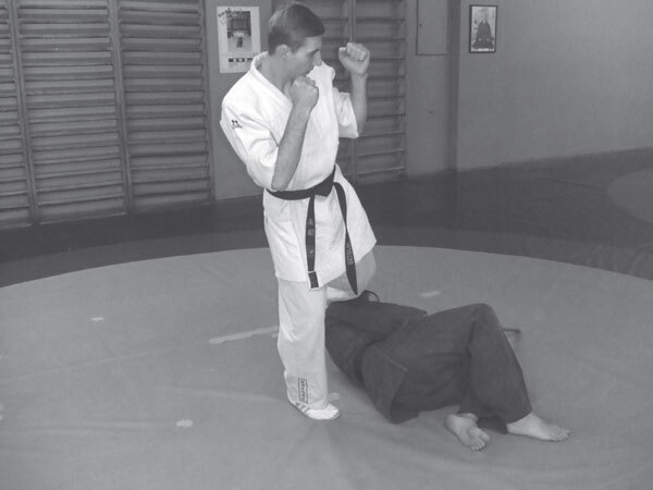 Джиу-джитсу – оружие спецслужб. Путь к победе - i_274.jpg