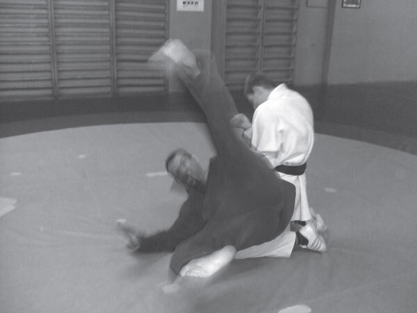 Джиу-джитсу – оружие спецслужб. Путь к победе - i_278.jpg