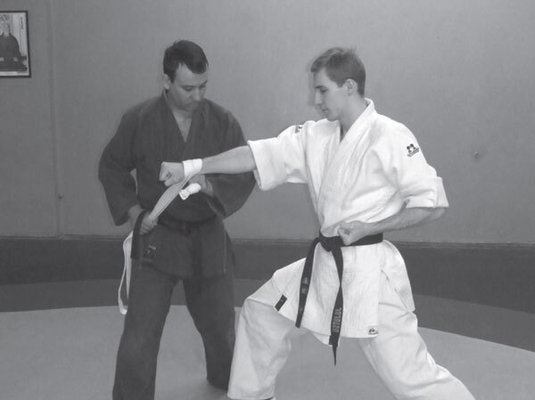 Джиу-джитсу – оружие спецслужб. Путь к победе - i_292.jpg