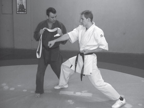 Джиу-джитсу – оружие спецслужб. Путь к победе - i_295.jpg