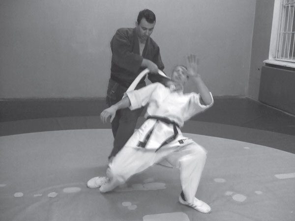 Джиу-джитсу – оружие спецслужб. Путь к победе - i_297.jpg