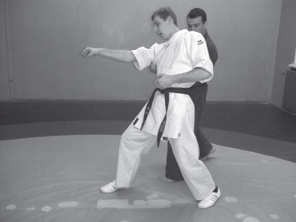 Джиу-джитсу – оружие спецслужб. Путь к победе - i_301.jpg