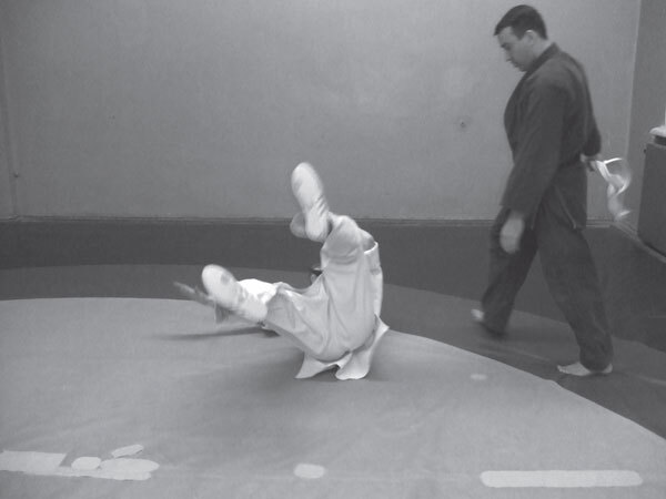 Джиу-джитсу – оружие спецслужб. Путь к победе - i_302.jpg