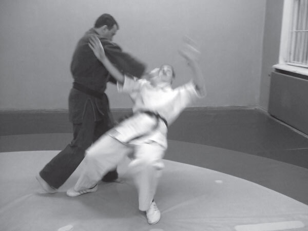 Джиу-джитсу – оружие спецслужб. Путь к победе - i_307.jpg