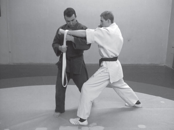 Джиу-джитсу – оружие спецслужб. Путь к победе - i_310.jpg