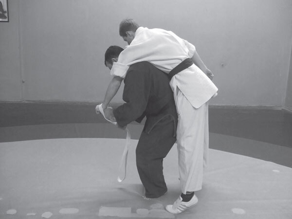 Джиу-джитсу – оружие спецслужб. Путь к победе - i_311.jpg