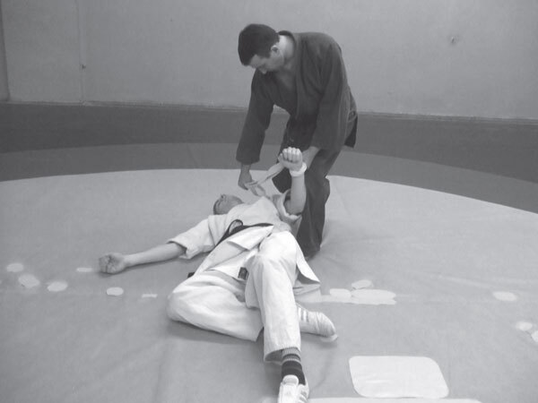 Джиу-джитсу – оружие спецслужб. Путь к победе - i_313.jpg