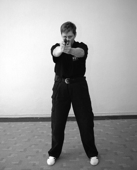 Вооруженная безопасность. Практическое руководство для сотрудников спецслужб - i_038.jpg