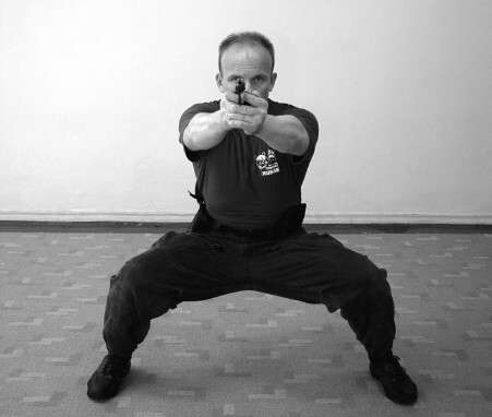 Вооруженная безопасность. Практическое руководство для сотрудников спецслужб - i_040.jpg