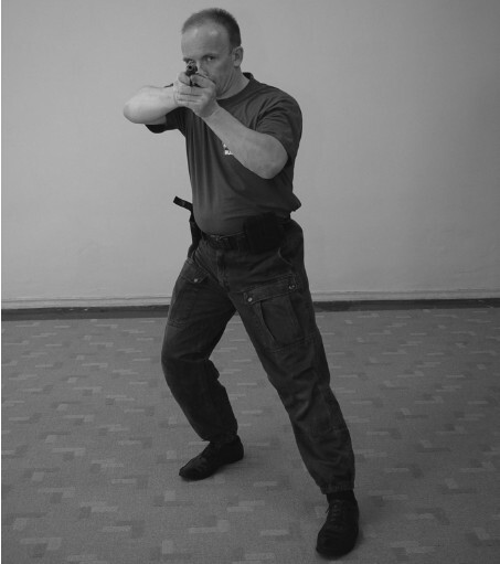 Вооруженная безопасность. Практическое руководство для сотрудников спецслужб - i_045.jpg