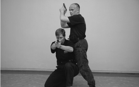 Вооруженная безопасность. Практическое руководство для сотрудников спецслужб - i_099.jpg