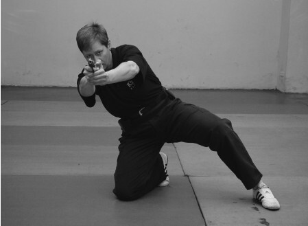 Вооруженная безопасность. Практическое руководство для сотрудников спецслужб - i_132.jpg