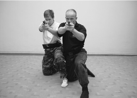 Вооруженная безопасность. Практическое руководство для сотрудников спецслужб - i_148.jpg