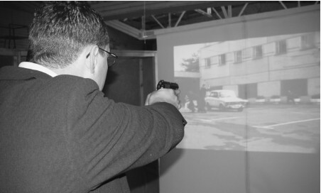 Вооруженная безопасность. Практическое руководство для сотрудников спецслужб - i_214.jpg