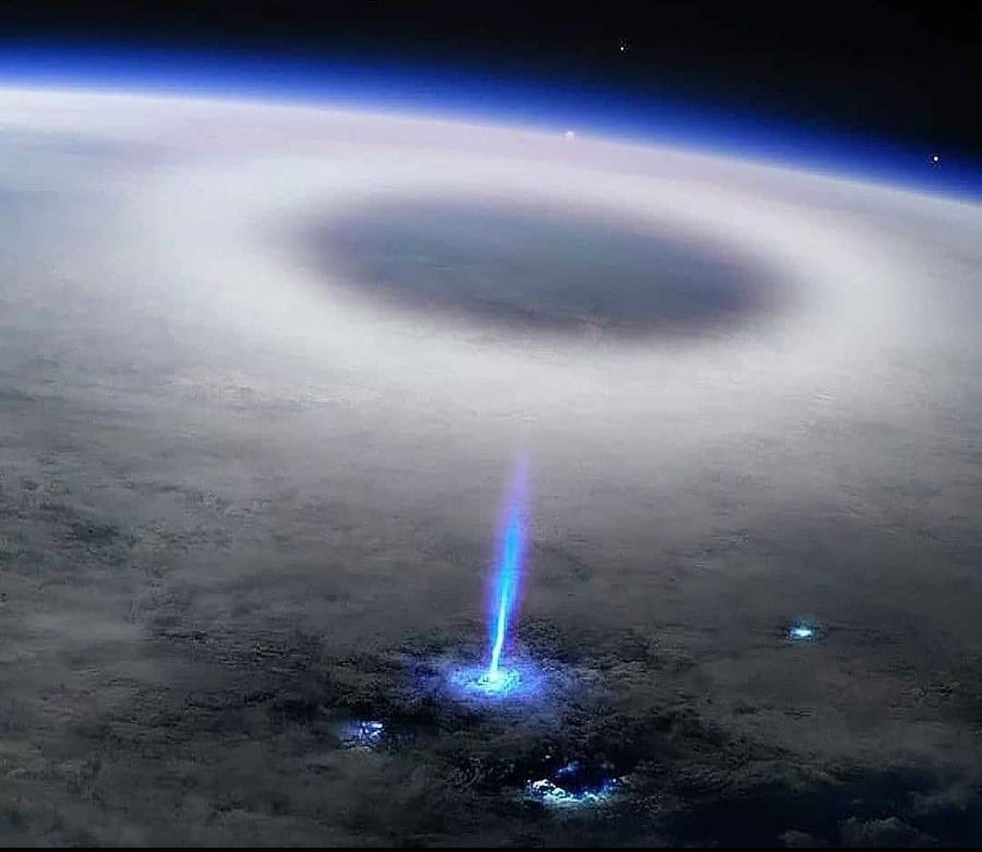 Мы – инопланетяне. Гексалогия (СИ) - _0.jpg