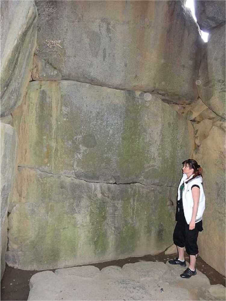 Страна восходящего солнца. Загадки древней истории - i_059.jpg