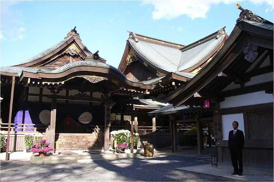 Страна восходящего солнца. Загадки древней истории - i_116.jpg