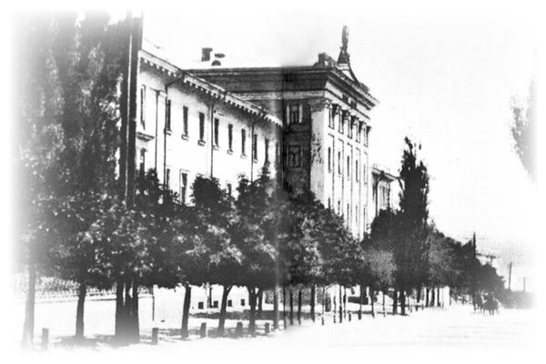 Белая гвардия. История России - i_006.jpg