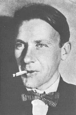 «Я хотел служить народу...»: Проза. Пьесы. Письма. Образ писателя - i_021.jpg