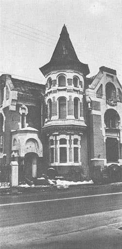 «Я хотел служить народу...»: Проза. Пьесы. Письма. Образ писателя - i_023.jpg