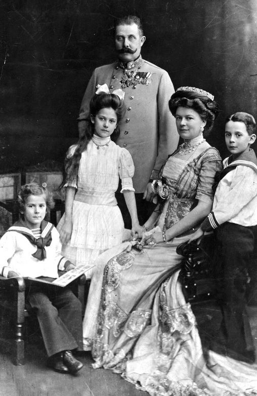 Первая мировая. Убийство, развязавшее войну - i_009.jpg