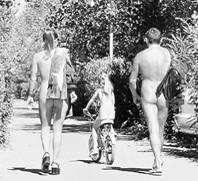 Натуризм и нудизм (сборник публикаций) - img3D4F.jpg