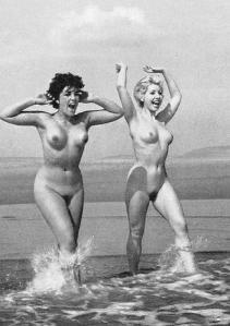 Натуризм и нудизм (сборник публикаций) - img6FD4.jpg