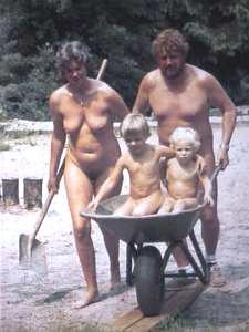 Натуризм и нудизм (сборник публикаций) - imgD6CF.jpg