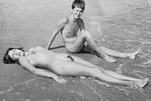 Натуризм и нудизм (сборник публикаций) - imgEB9.jpg