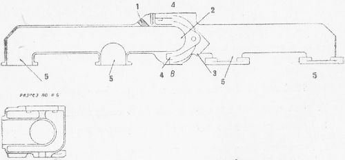 Танк Т-26. Устройство, работа, регулировка и уход - i_028.jpg