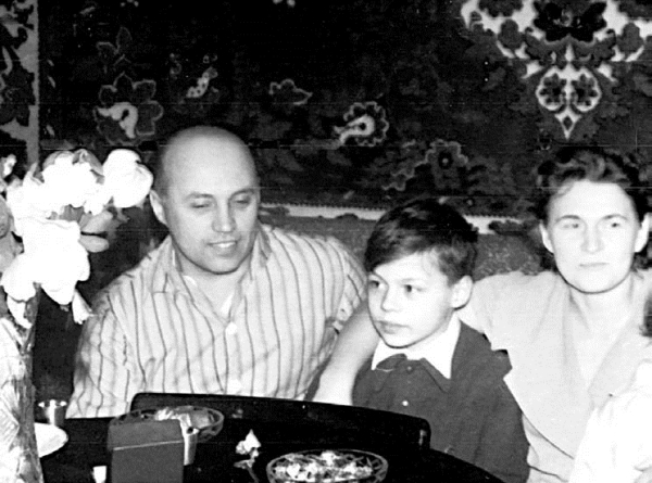 Информационные технологии в СССР. Создатели советской вычислительной техники - i_114.jpg