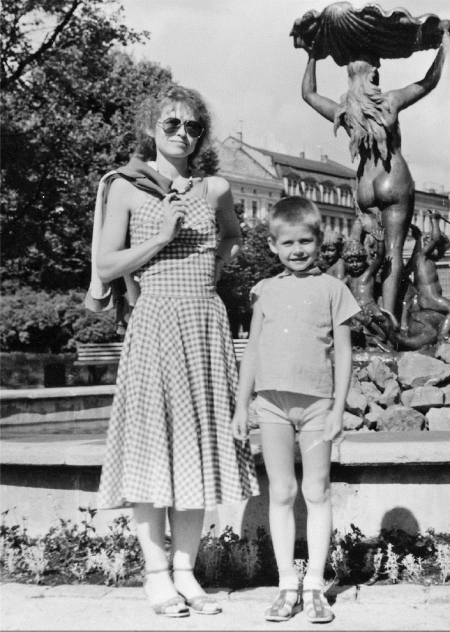 Информационные технологии в СССР. Создатели советской вычислительной техники - i_153.jpg