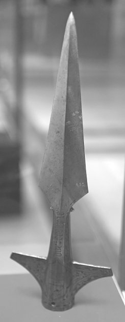 Истории и мифы мира титанов. Всё, что нужно знать об Атаке титанов - i_012.jpg