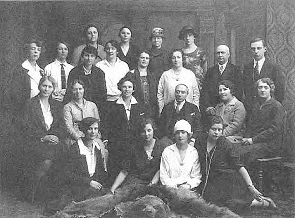 Повседневная жизнь советского города: Нормы и аномалии. 1920–1930 годы. - i_031.jpg