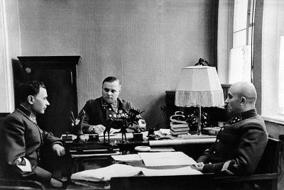 Жуков против Гальдера - i_013.jpg