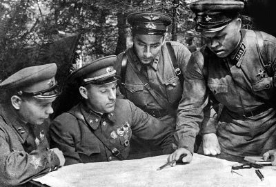 Жуков против Гальдера - i_044.jpg