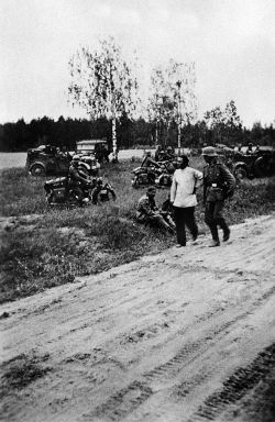 Жуков против Гальдера - i_057.jpg