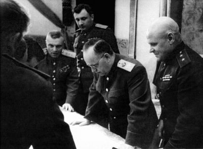 Жуков против Гальдера - i_063.jpg