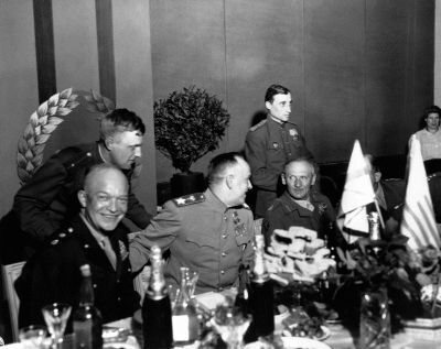 Жуков против Гальдера - i_066.jpg