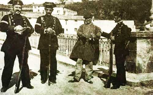 Учебник вымогателя, или Искусство владения навахой, ножом и цыганскими ножницами - _23.jpg_1