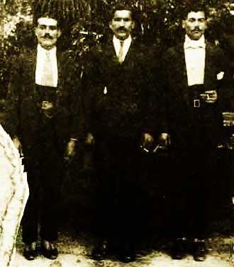 Учебник вымогателя, или Искусство владения навахой, ножом и цыганскими ножницами - _122.jpg